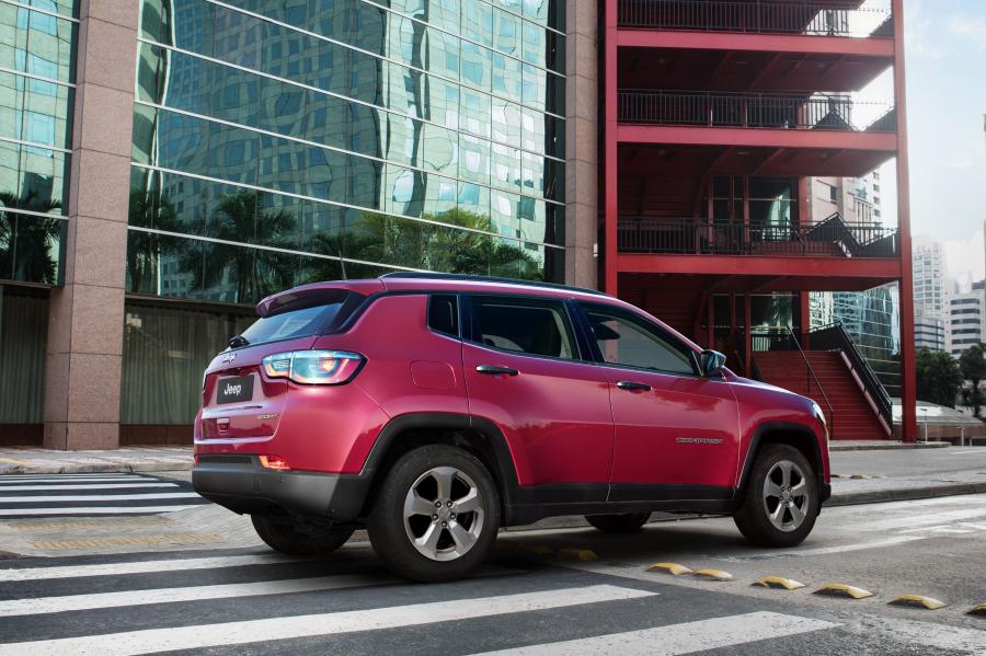  Jeep Compass Sport 2016 года  (LA) (фото 2 из 12)
